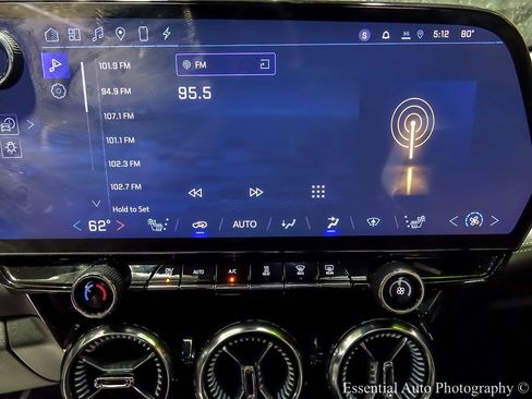 Used 2024 Chevrolet Blazer EV LT AWD/4WD image 22