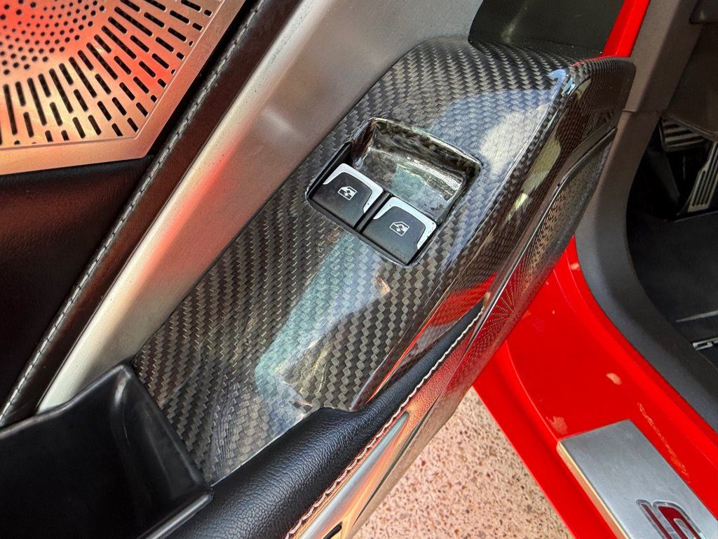 Used 2018 Chevrolet Corvette Stingray Convertible w/ 3LT Preferred Equipment Group RWD image 18