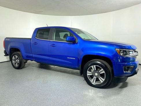 Used 2018 Chevrolet Colorado LT w/ LT Convenience Package image 3