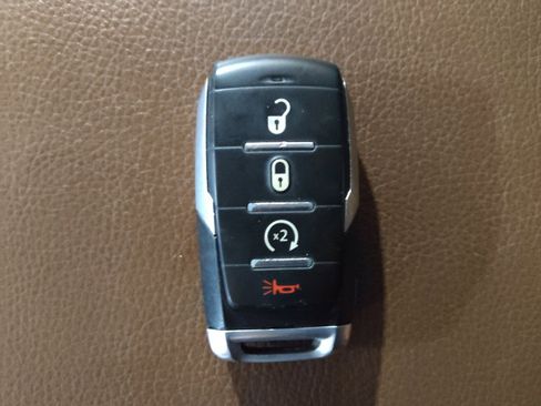 Used 2019 RAM 1500 Laramie w/ Trailer Tow Group image 32