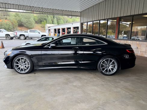Used 2020 Mercedes-Benz S 560 4MATIC Coupe image 1
