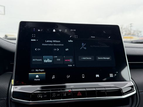 New 2026 Jeep Compass Latitude image 22