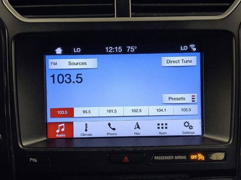 Used 2018 Ford Explorer XLT w/ Equipment Group 202A FWD image 25