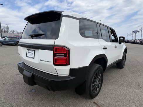 Used 2024 Toyota Land Cruiser 1958 image 5