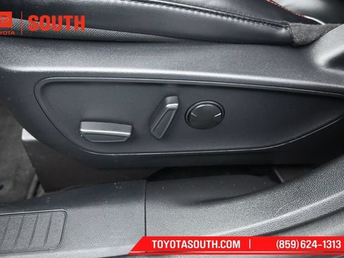 Used 2025 Ford Escape ST-Line AWD/4WD image 23
