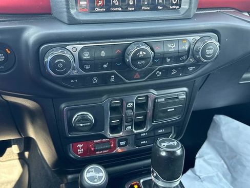 Used 2020 Jeep Wrangler Unlimited Rubicon AWD/4WD image 33