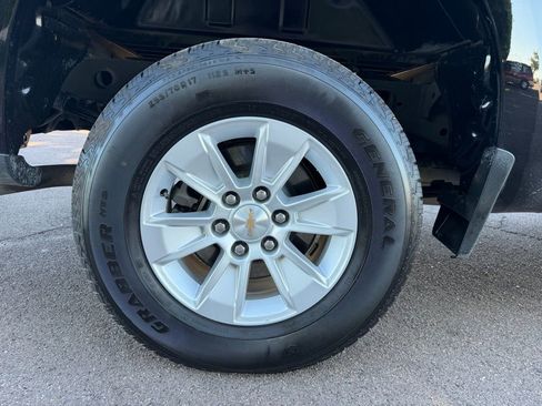 Used 2025 Chevrolet Silverado 1500 LT image 11