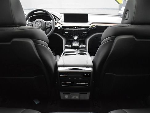 Used 2022 Acura MDX SH-AWD image 25