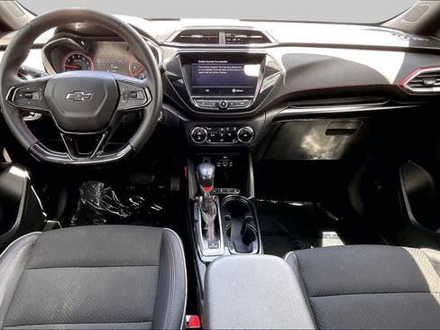 Used 2021 Chevrolet TrailBlazer RS w/ Technology Package FWD image 15