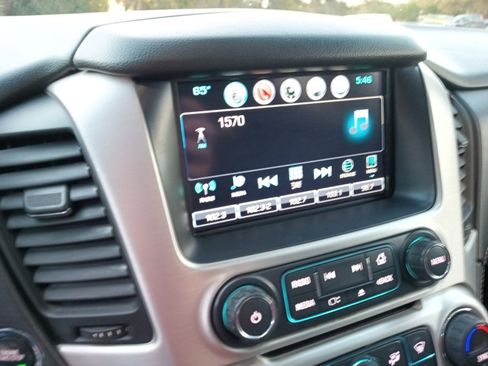 Used 2019 GMC Yukon XL SLT w/ Open Road Package image 15