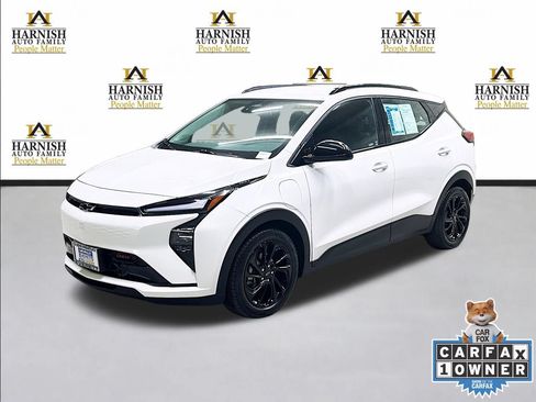 Used 2027 Chevrolet Bolt RS FWD image 1