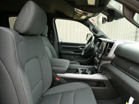 New 2026 RAM 1500 Big Horn w/ Night Edition AWD/4WD image 10