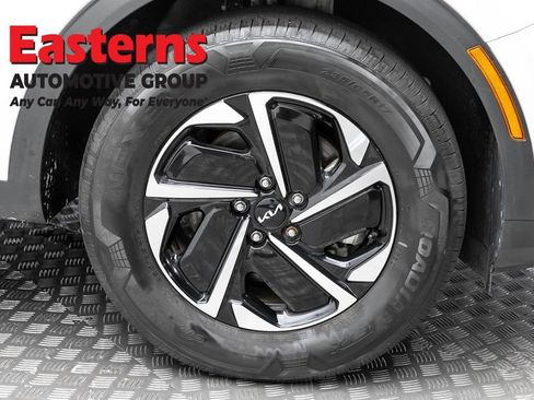Used 2023 Kia Sportage LX AWD/4WD image 31