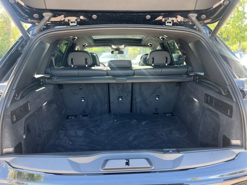 Used 2025 BMW X5 xDrive40i w/ M Sport Package AWD/4WD image 32