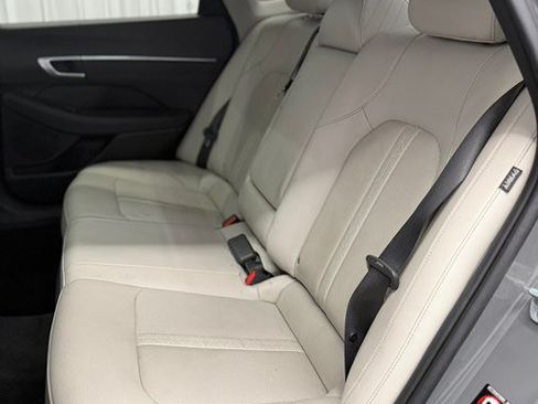 Used 2021 Hyundai Sonata Limited FWD image 15