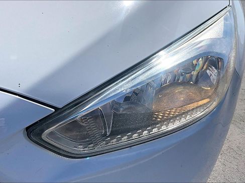 Used 2017 Ford Focus SE image 27