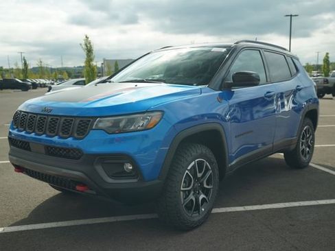New 2025 Jeep Compass Trailhawk w/ Sun & Sound Group image 3