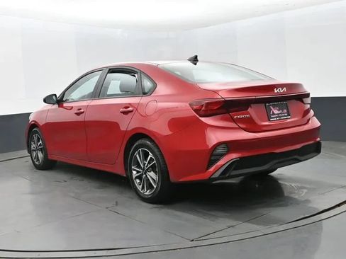 Used 2023 Kia Forte LXS FWD image 9