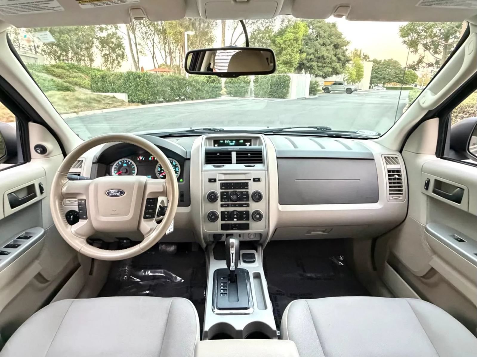Used 2012 Ford Escape FWD Hybrid image 16