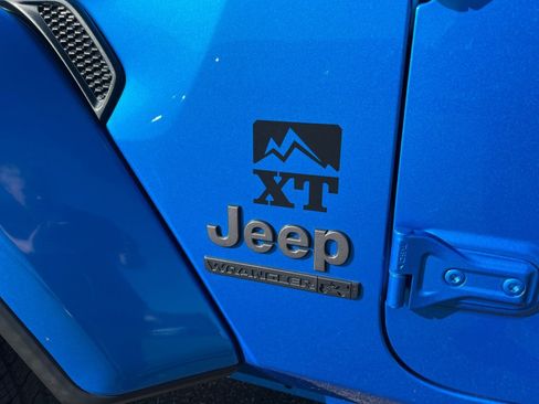 Used 2021 Jeep Wrangler Unlimited Sport image 15