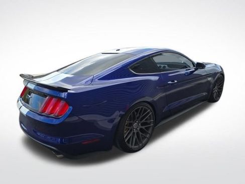 Used 2016 Ford Mustang GT Premium image 6