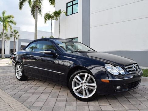 Used 2007 Mercedes-Benz CLK 350 Cabriolet image 4