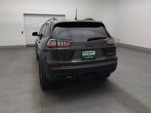 Used 2019 Jeep Cherokee Trailhawk w/ Comfort/Convenience Group AWD/4WD image 6