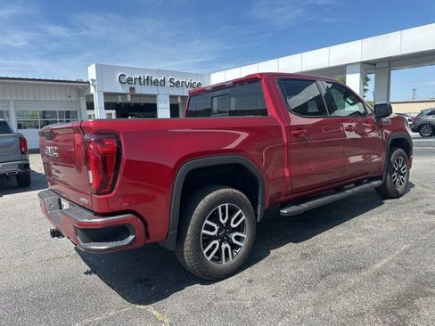 Used 2023 GMC Sierra 1500 AT4 w/ AT4 Preferred Package image 17