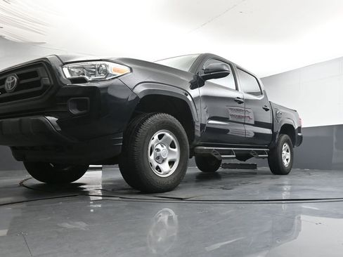 Used 2020 Toyota Tacoma SR AWD/4WD image 20