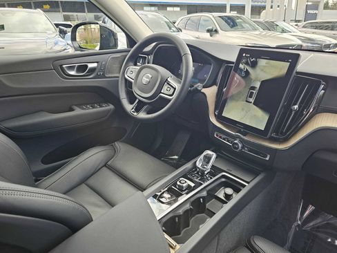 Used 2026 Volvo XC60 B5 Ultra w/ Protection Package Premier image 10