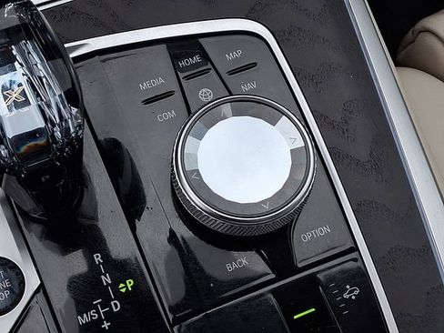 Used 2022 BMW X7 xDrive40i w/ Executive Package image 33