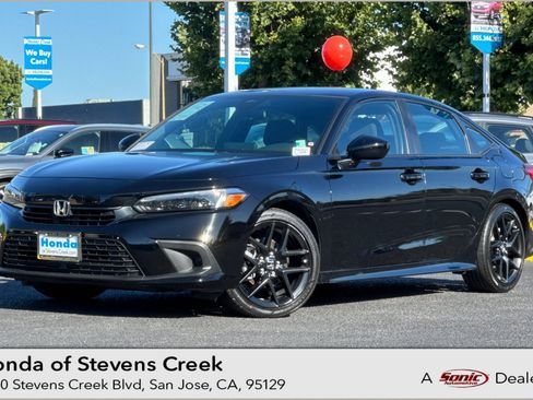 Used 2023 Honda Civic Sport image 1