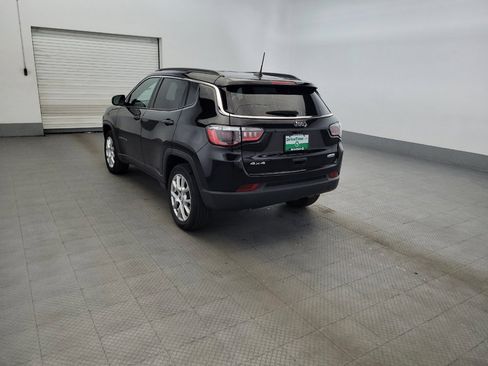 Used 2023 Jeep Compass Latitude AWD/4WD image 5