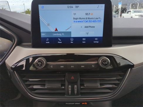 Used 2020 Ford Escape Titanium w/ Titanium Premium Package 2.0 image 29