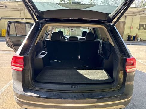 Used 2018 Volkswagen Atlas SEL Premium AWD/4WD image 12