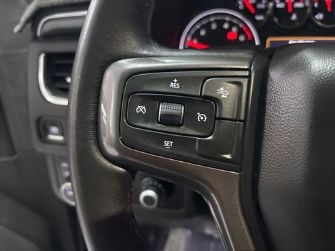 Used 2021 Chevrolet Suburban RST AWD/4WD image 19