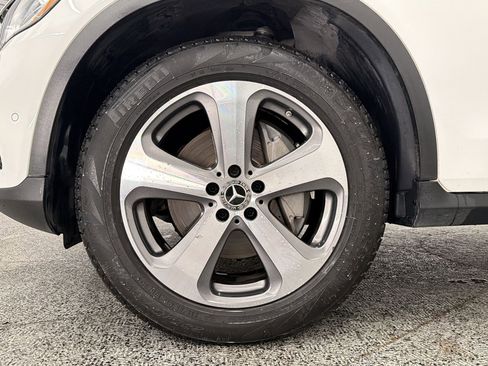 Certified 2022 Mercedes-Benz GLC 300 image 12