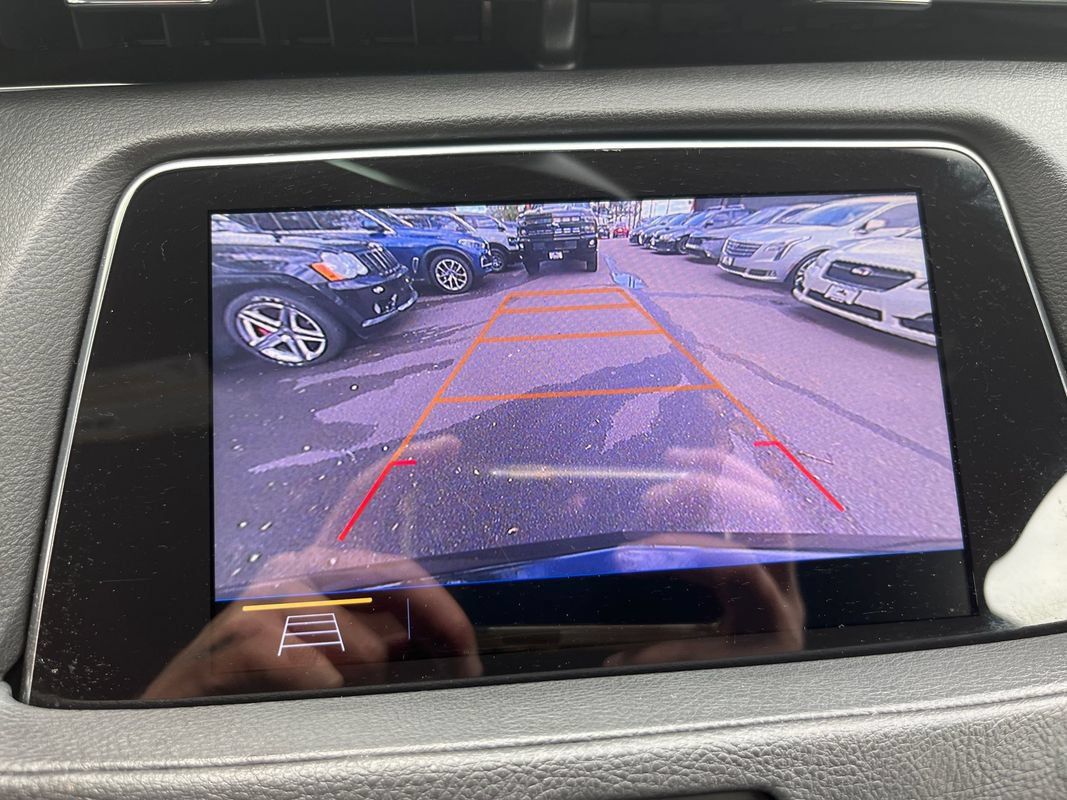 Used 2019 Cadillac XT4 Premium Luxury AWD/4WD image 16