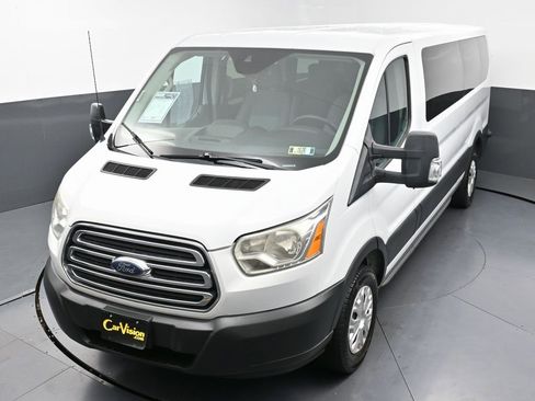 Used 2015 Ford Transit 350 XLT image 41