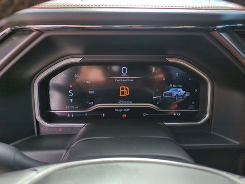 Used 2023 GMC Sierra 1500 AT4 w/ AT4 Preferred Package image 21