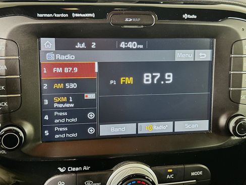 Used 2019 Kia Soul + FWD image 21
