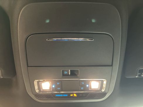 Used 2023 Ford F150 Lariat w/ Equipment Group 502A High image 28