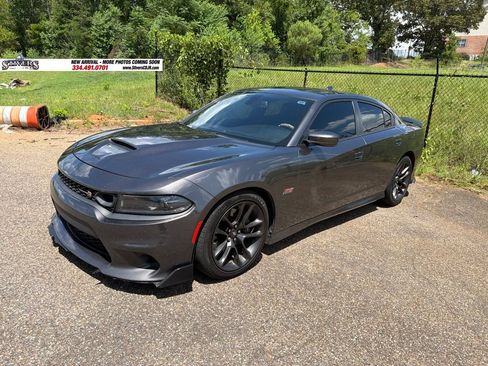 Used 2022 Dodge Charger Scat Pack w/ Plus Group RWD image 5