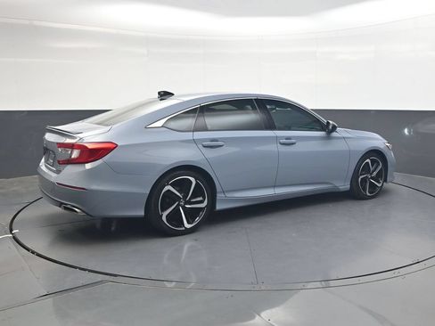 Used 2022 Honda Accord Sport Special Edition image 4