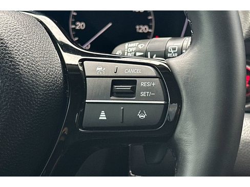 Used 2025 Honda Pilot EX-L image 40