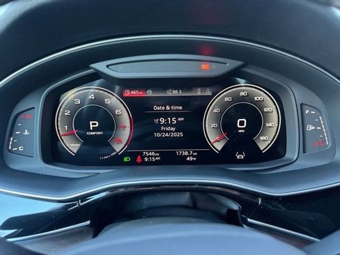 Certified 2025 Audi Q8 Premium Plus w/ Premium Plus Package AWD/4WD image 12