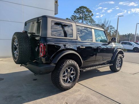 New 2025 Ford Bronco Badlands image 4