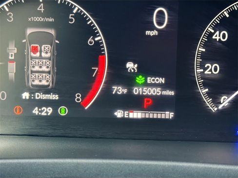 Used 2024 Honda Pilot Touring image 12