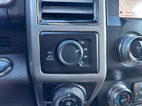 Used 2019 Ford F150 King Ranch w/ Equipment Group 601A Luxury image 25