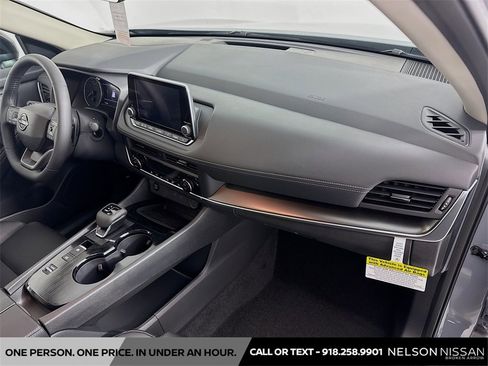 New 2026 Nissan Rogue SV image 29